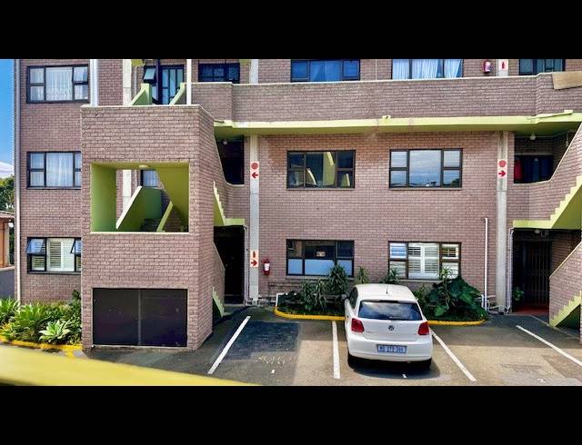 3 BEDROOM APARTMENT RENTED IN MORNINGSIDE